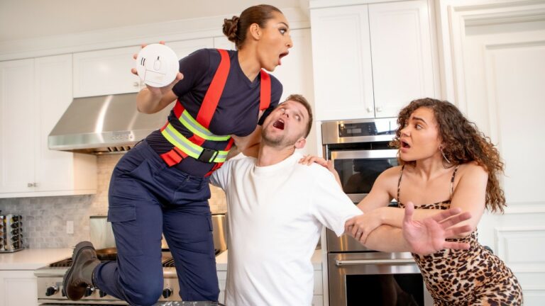 BrazzersExxtra – Fiery/ Bella Rolland